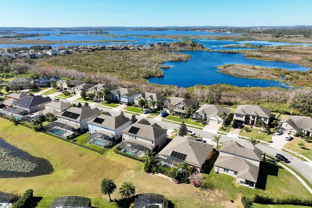 Activo con contrato: $749,900 (5 camas, 4 baños, 4258 Pies cuadrados)