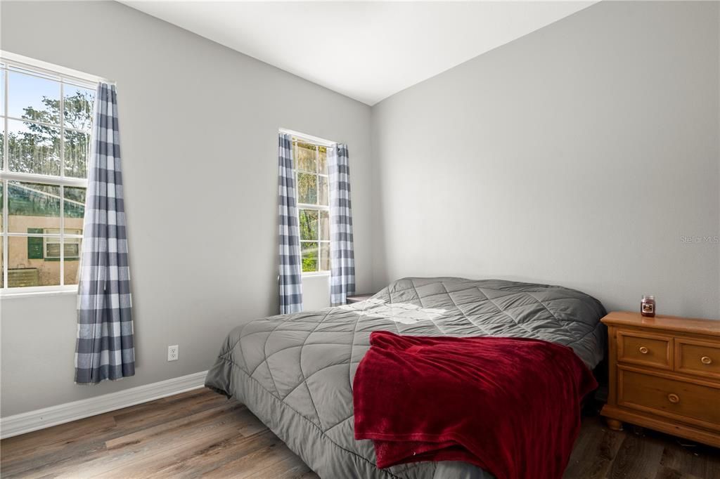 For Sale: $549,000 (3 beds, 3 baths, 2793 Square Feet)