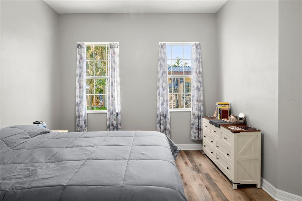 For Sale: $549,000 (3 beds, 3 baths, 2793 Square Feet)