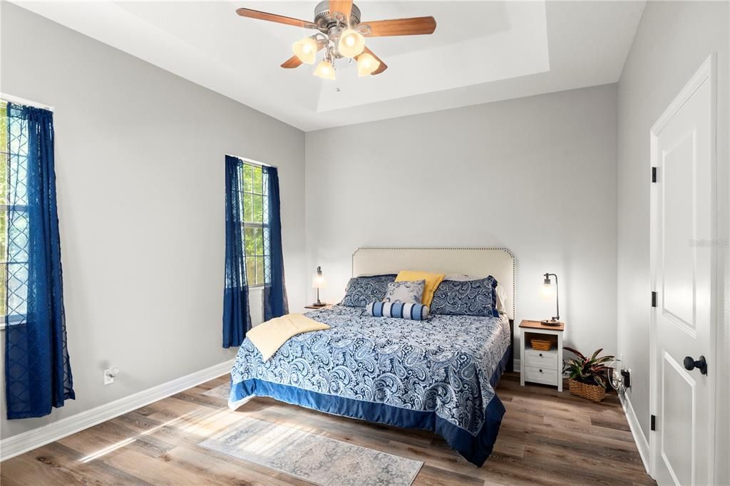 For Sale: $549,000 (3 beds, 3 baths, 2793 Square Feet)