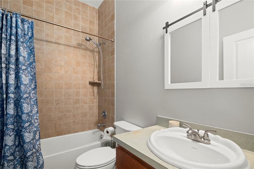 For Sale: $549,000 (3 beds, 3 baths, 2793 Square Feet)