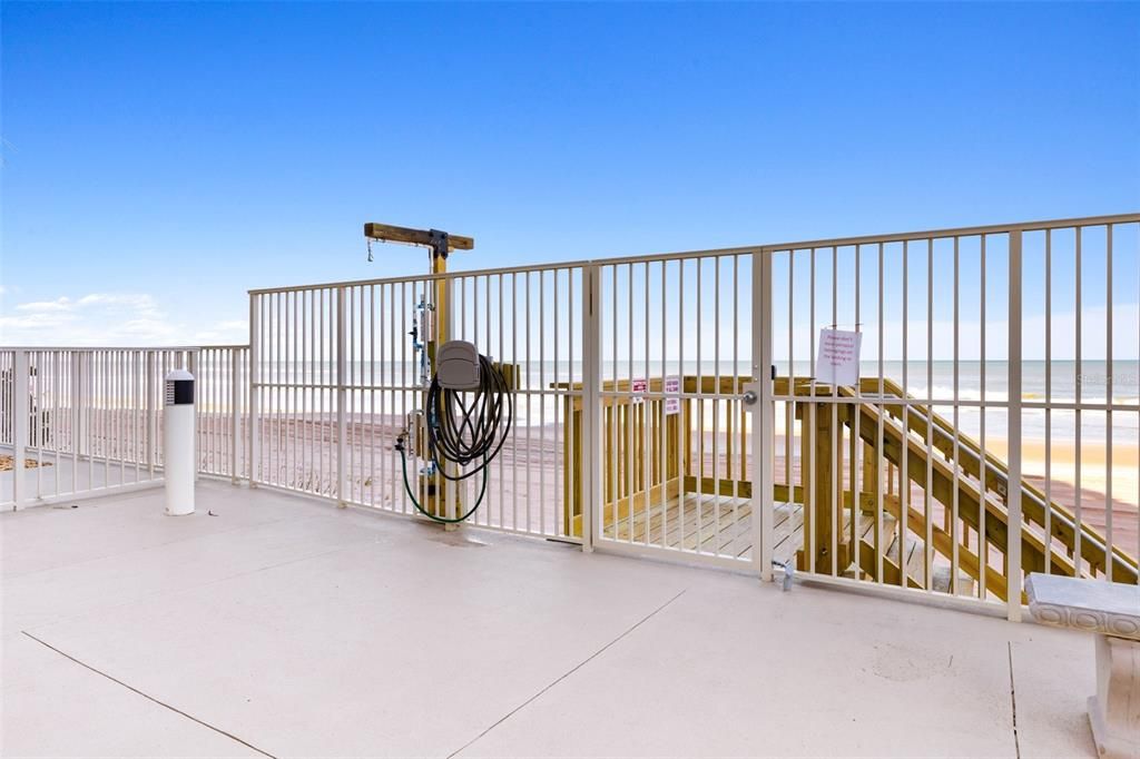 待售: $325,000 (2 贝兹, 2 浴室, 1200 平方英尺)