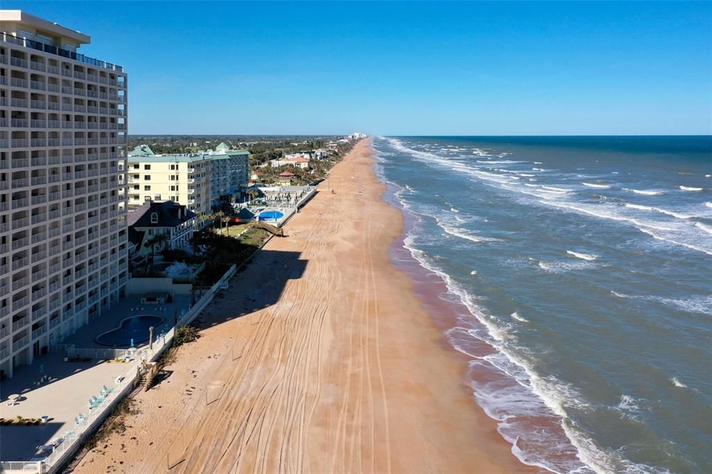 待售: $325,000 (2 贝兹, 2 浴室, 1200 平方英尺)