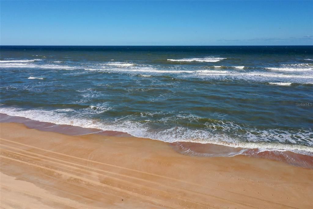 待售: $325,000 (2 贝兹, 2 浴室, 1200 平方英尺)