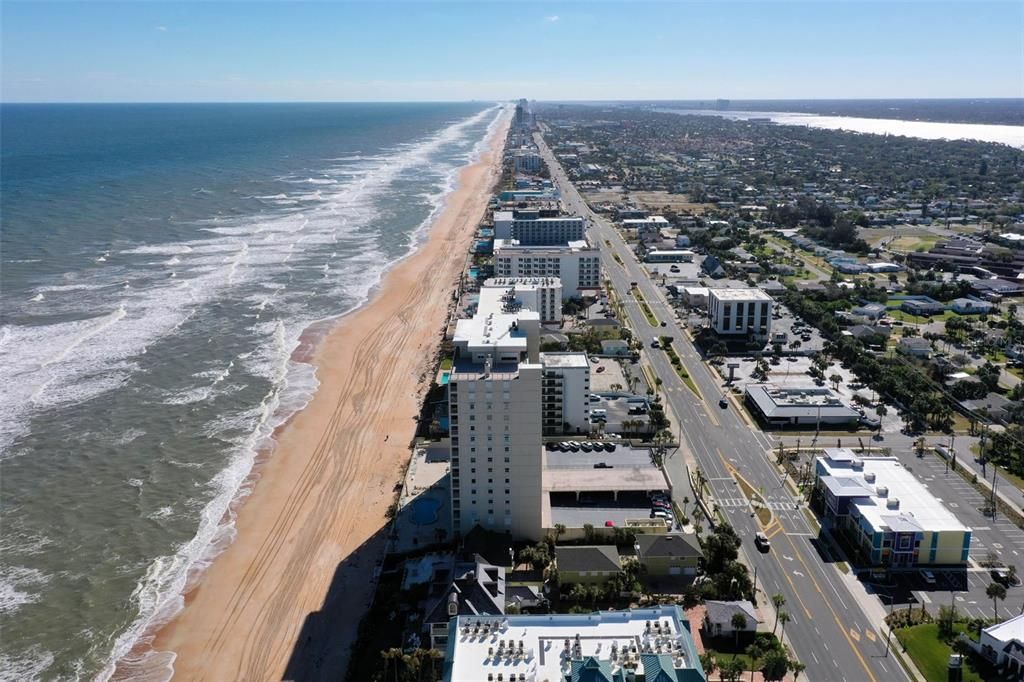 待售: $325,000 (2 贝兹, 2 浴室, 1200 平方英尺)