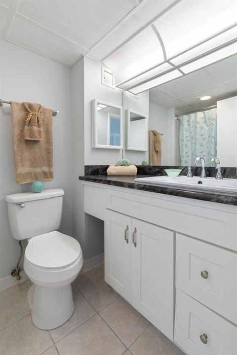 待售: $325,000 (2 贝兹, 2 浴室, 1200 平方英尺)