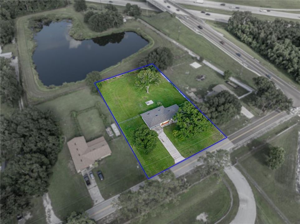 Под контрактом: $344,900 (3 спален, 2 ванн, 1777 Квадратных фут)