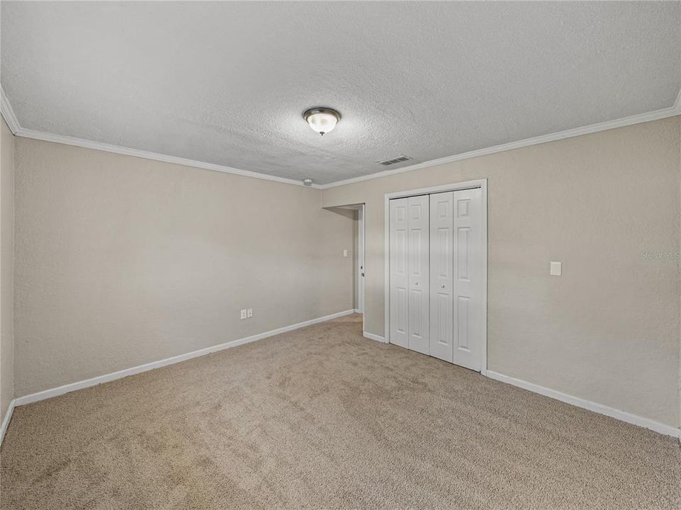 Под контрактом: $344,900 (3 спален, 2 ванн, 1777 Квадратных фут)