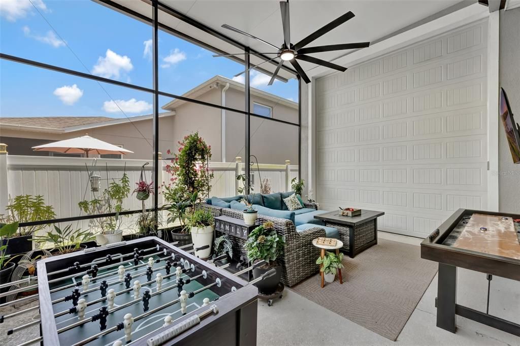 For Sale: $485,000 (2 beds, 2 baths, 1904 Square Feet)