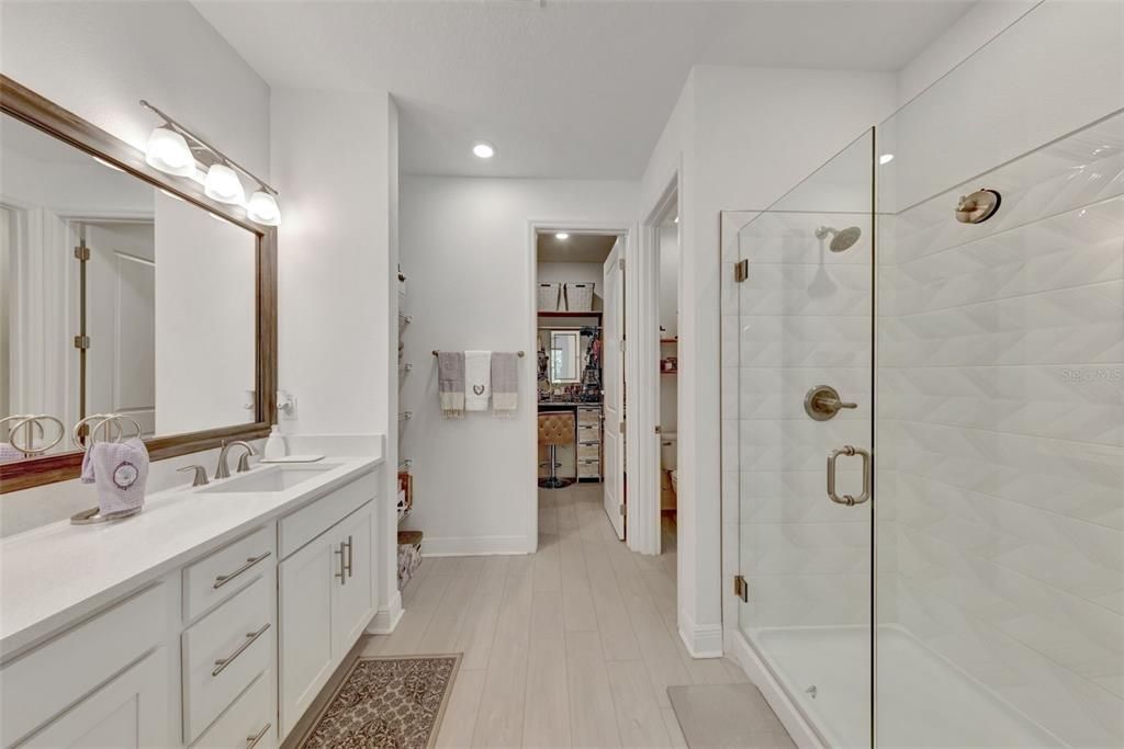 For Sale: $485,000 (2 beds, 2 baths, 1904 Square Feet)