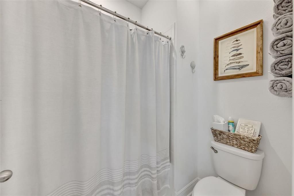 For Sale: $485,000 (2 beds, 2 baths, 1904 Square Feet)