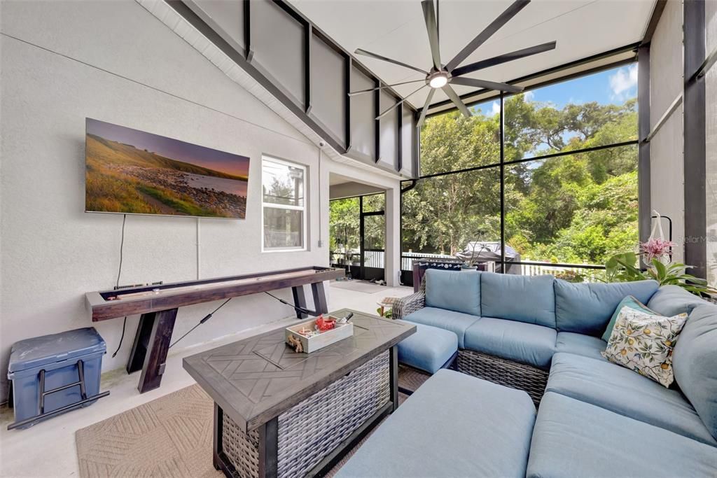 For Sale: $485,000 (2 beds, 2 baths, 1904 Square Feet)