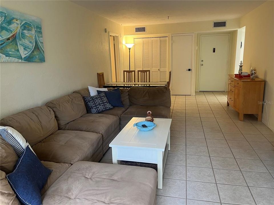 En Renta: $3,200 (2 camas, 2 baños, 940 Pies cuadrados)