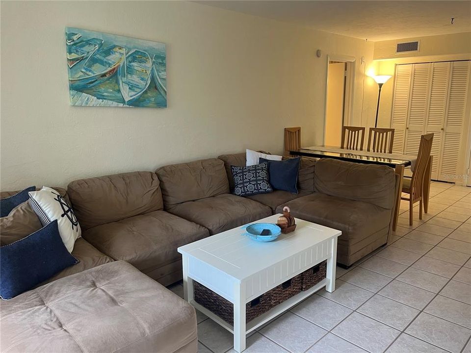 En Renta: $3,200 (2 camas, 2 baños, 940 Pies cuadrados)