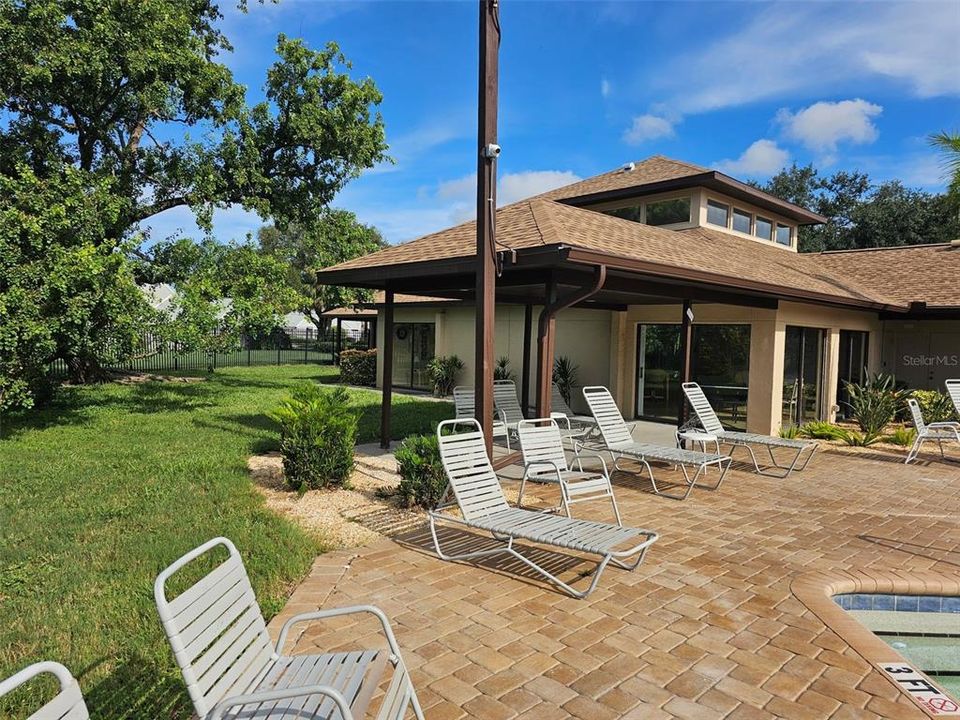 出租: $3,900 (3 贝兹, 2 浴室, 1823 平方英尺)