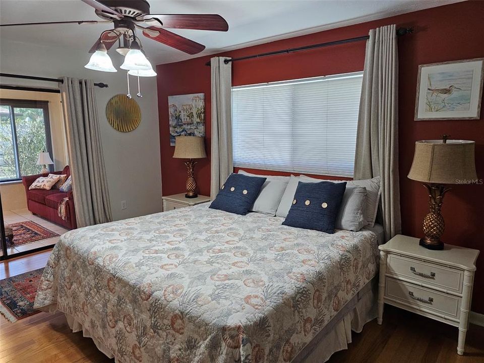 出租: $3,900 (3 贝兹, 2 浴室, 1823 平方英尺)