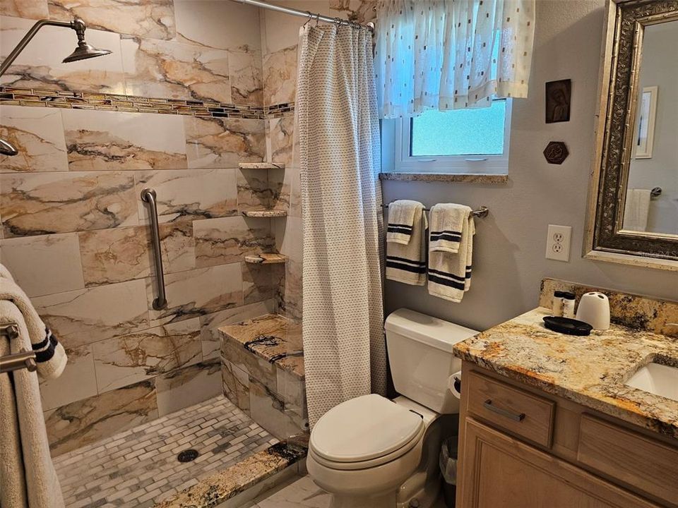 出租: $3,900 (3 贝兹, 2 浴室, 1823 平方英尺)