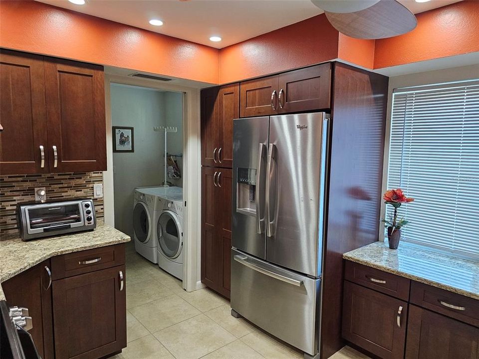 出租: $3,900 (3 贝兹, 2 浴室, 1823 平方英尺)