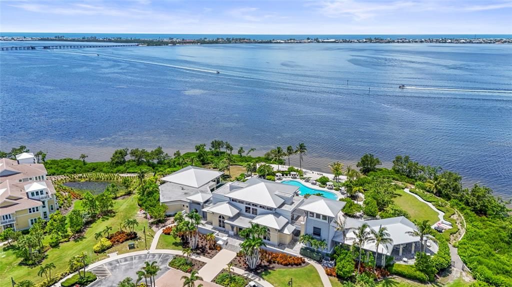 For Sale: $1,200,000 (3 beds, 3 baths, 2206 Square Feet)