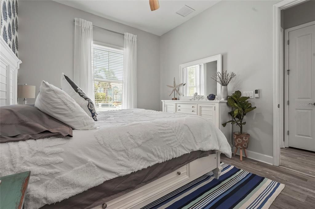 For Sale: $1,200,000 (3 beds, 3 baths, 2206 Square Feet)