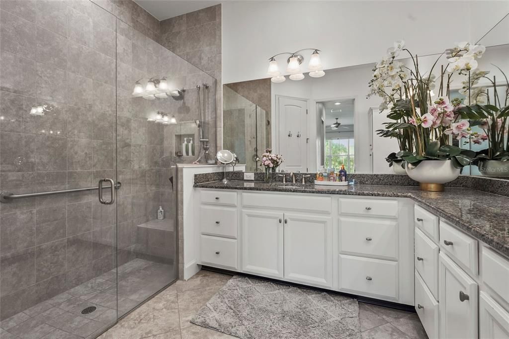 For Sale: $1,200,000 (3 beds, 3 baths, 2206 Square Feet)