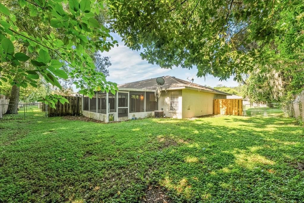 На продажу: $155,000 (2 спален, 2 ванн, 1040 Квадратных фут)