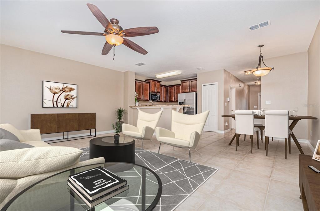 Activo con contrato: $329,900 (3 camas, 2 baños, 1404 Pies cuadrados)