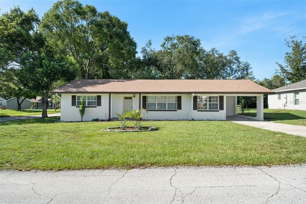 Vendido Recientemente: $319,900 (3 camas, 3 baños, 1584 Pies cuadrados)