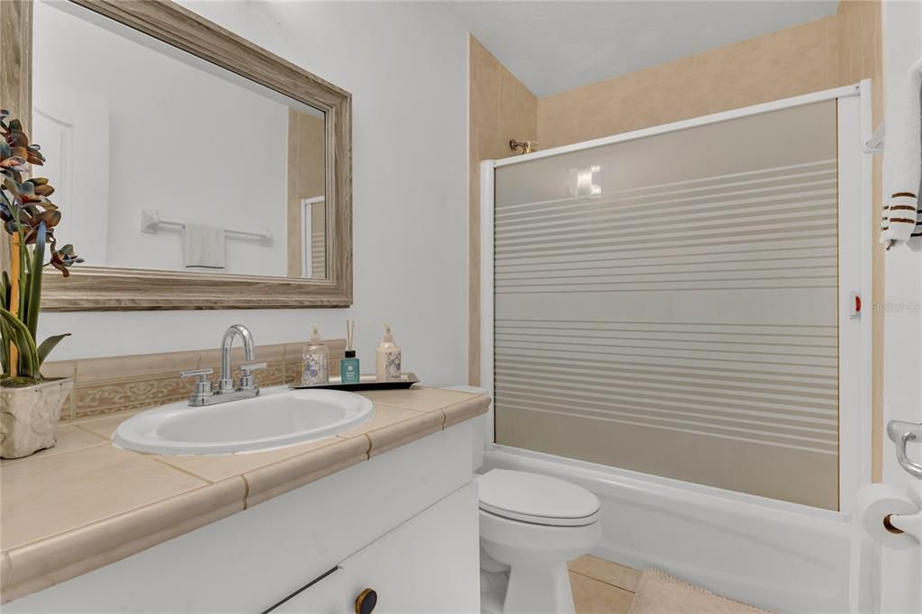 Active With Contract: $335,000 (3 beds, 2 baths, 1785 Square Feet)