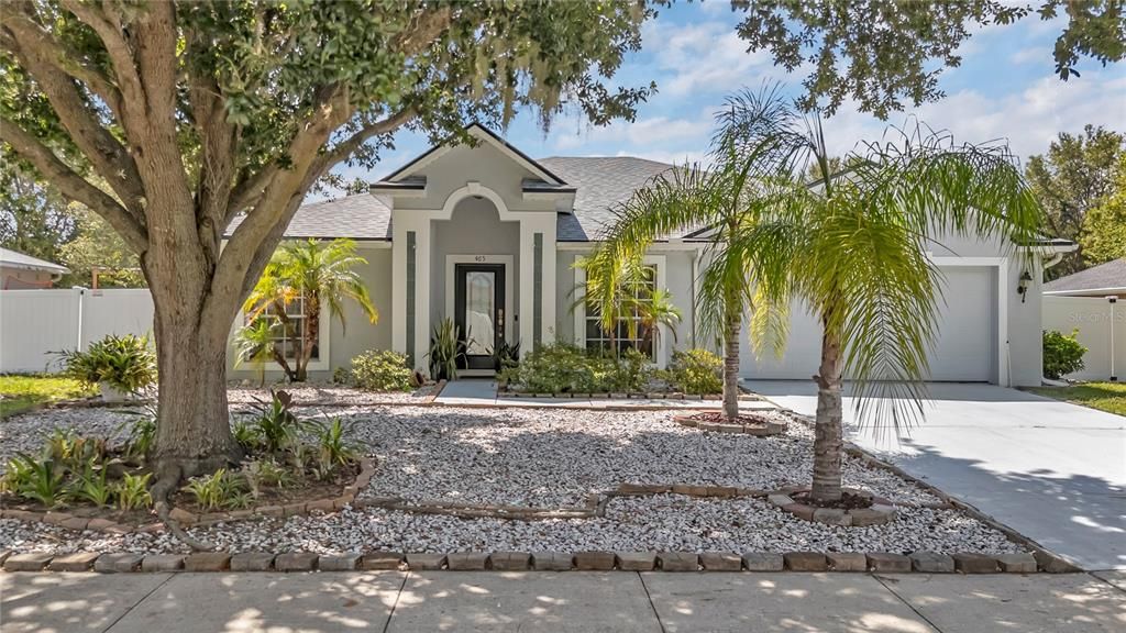 Active With Contract: $335,000 (3 beds, 2 baths, 1785 Square Feet)