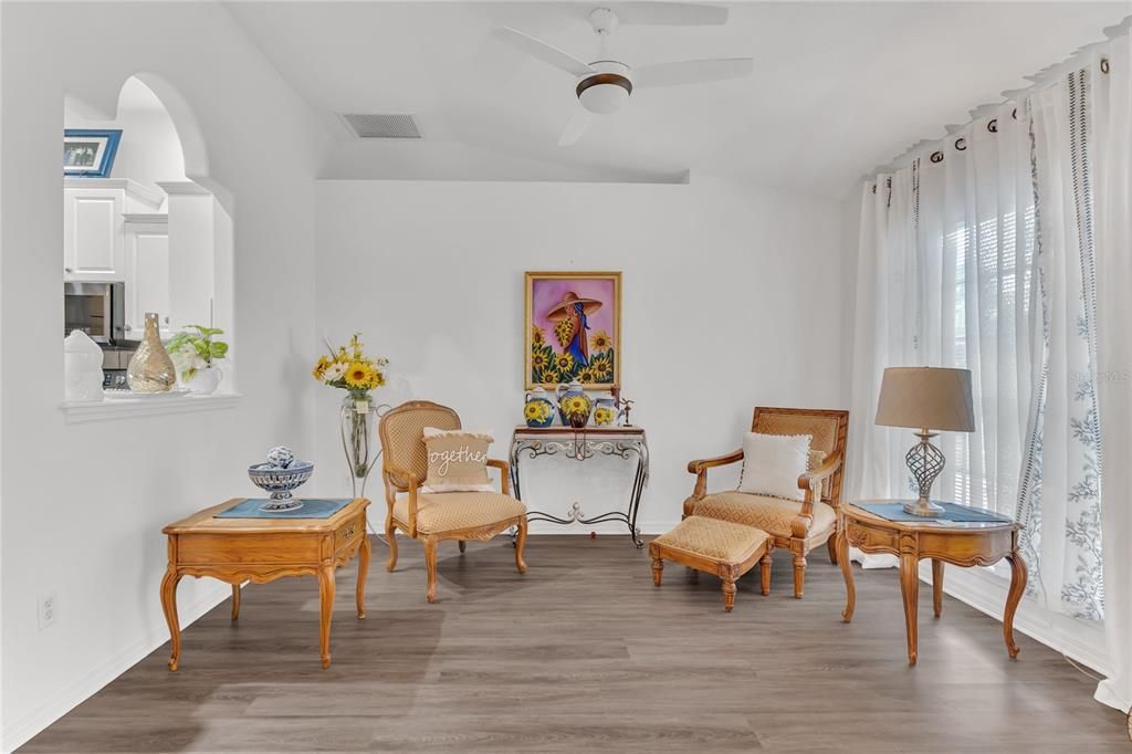 Active With Contract: $335,000 (3 beds, 2 baths, 1785 Square Feet)