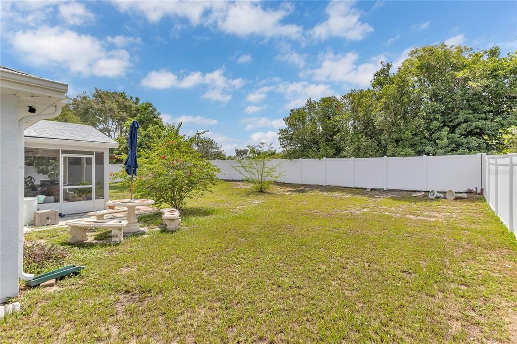 Active With Contract: $335,000 (3 beds, 2 baths, 1785 Square Feet)