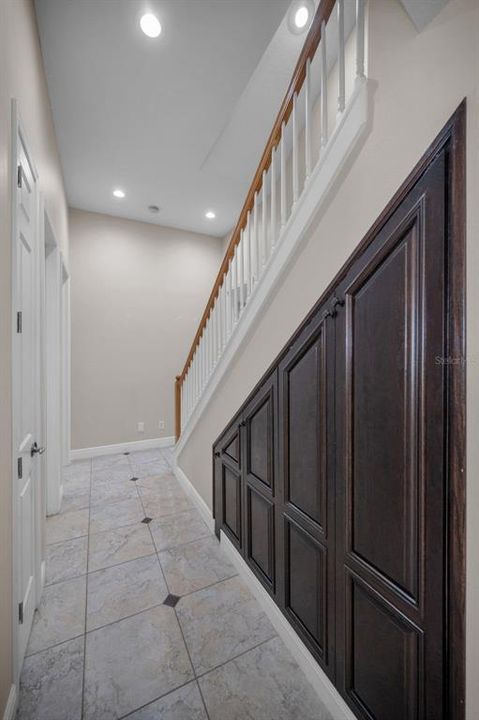 Activo con contrato: $925,000 (5 camas, 4 baños, 3948 Pies cuadrados)