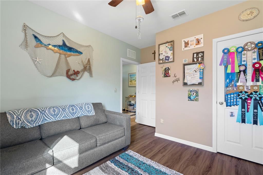 Active With Contract: $355,000 (4 beds, 2 baths, 1846 Square Feet)