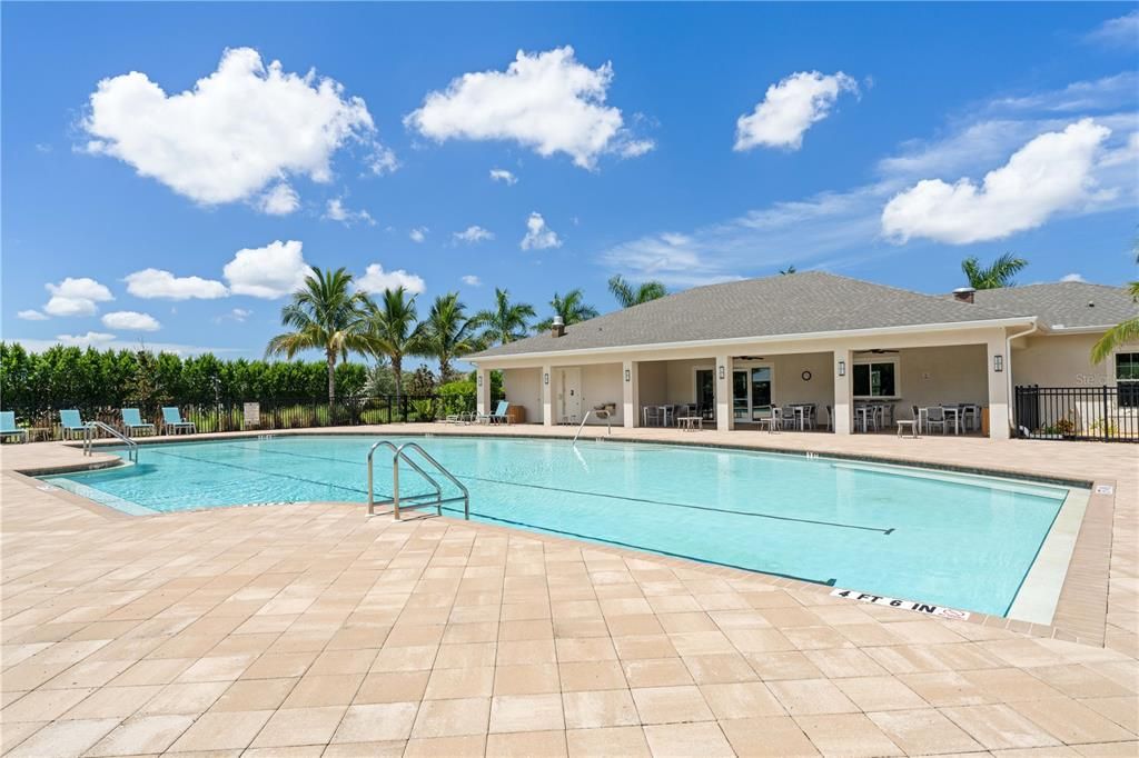 Active With Contract: $355,000 (4 beds, 2 baths, 1846 Square Feet)