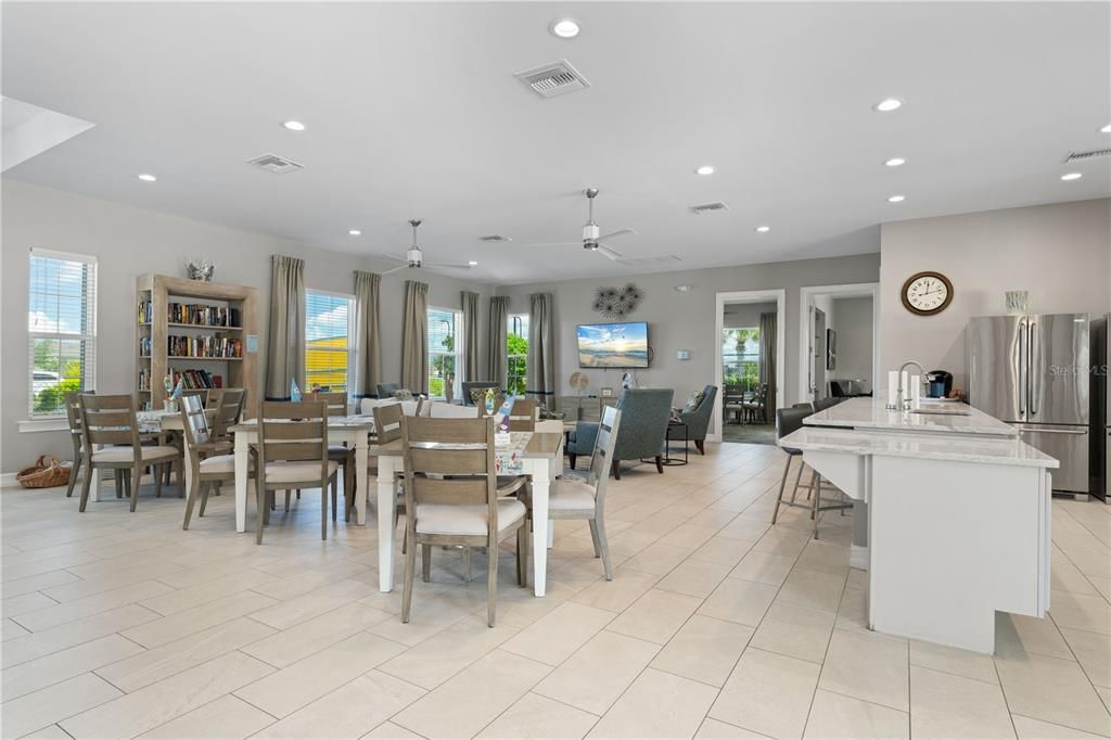 Active With Contract: $355,000 (4 beds, 2 baths, 1846 Square Feet)