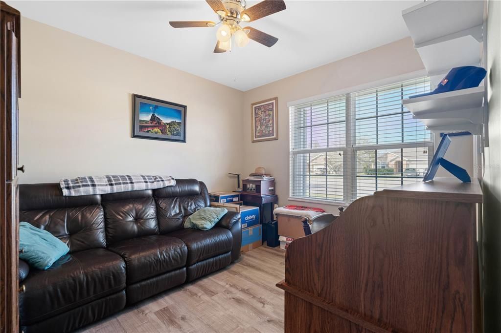 Active With Contract: $355,000 (4 beds, 2 baths, 1846 Square Feet)