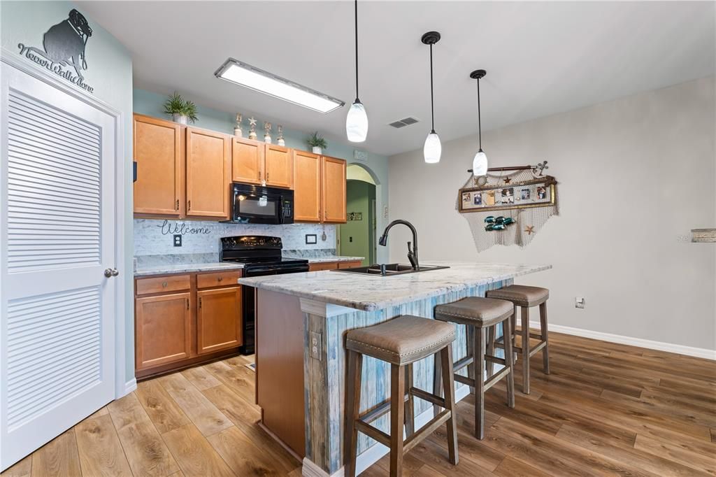 Active With Contract: $355,000 (4 beds, 2 baths, 1846 Square Feet)