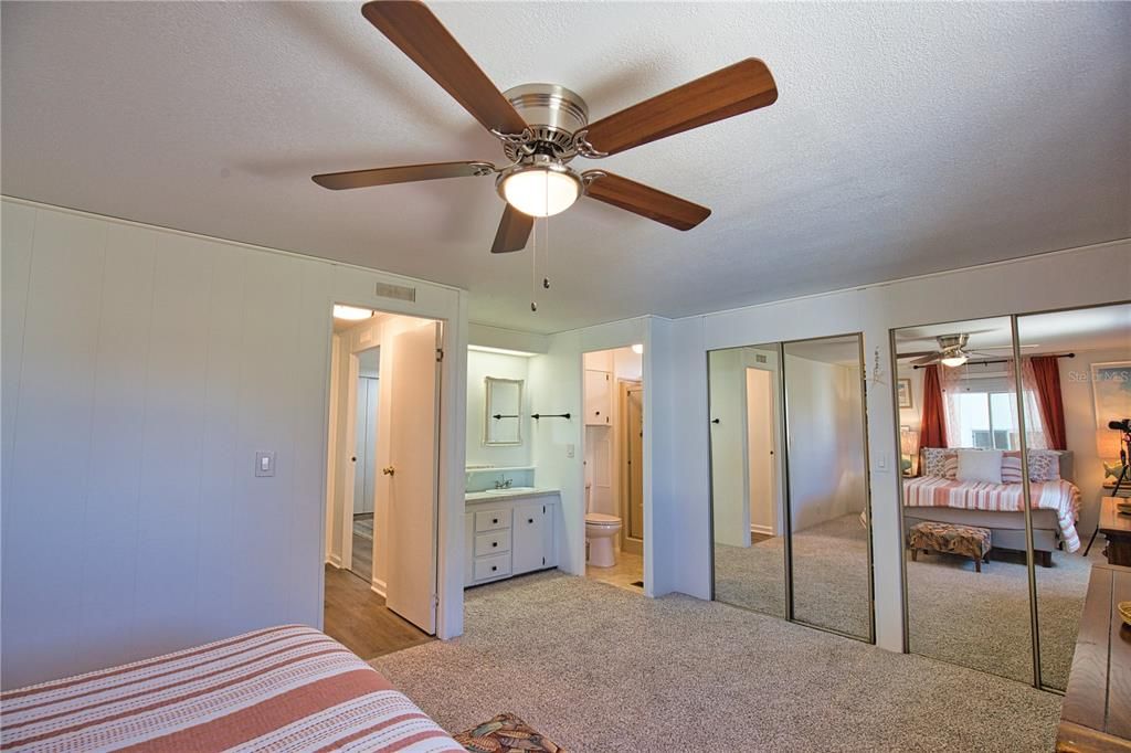 Activo con contrato: $155,000 (2 camas, 2 baños, 1196 Pies cuadrados)