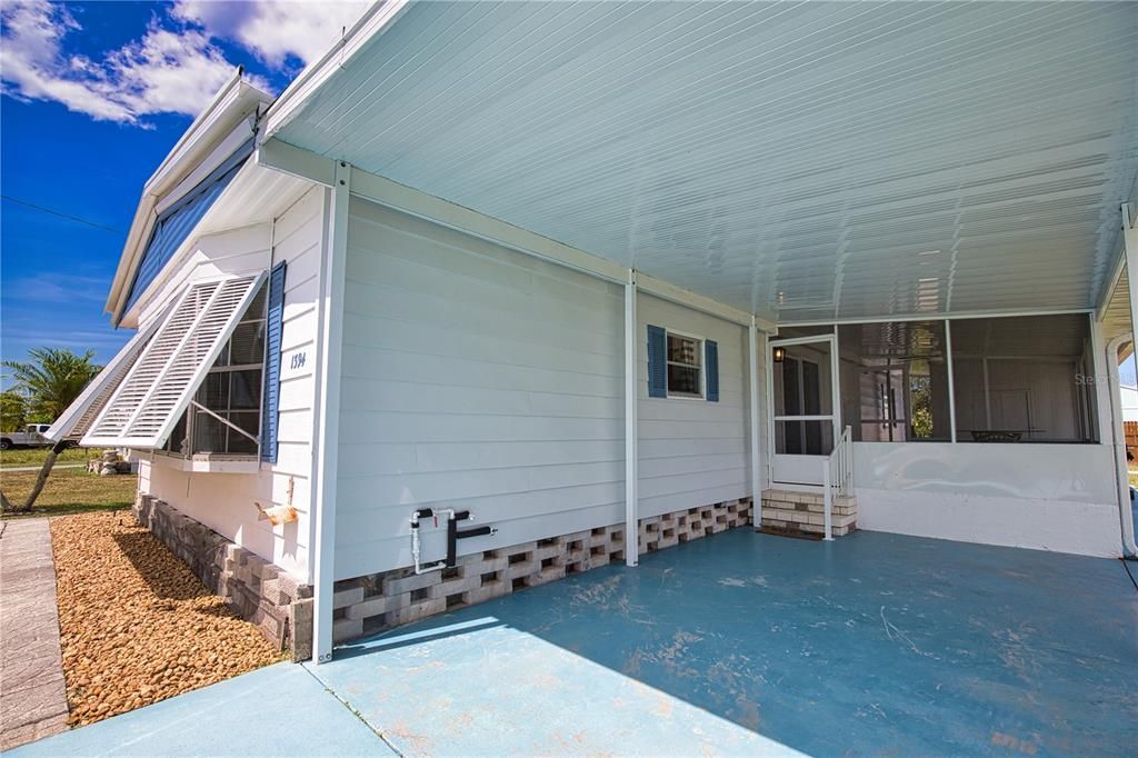 Activo con contrato: $155,000 (2 camas, 2 baños, 1196 Pies cuadrados)