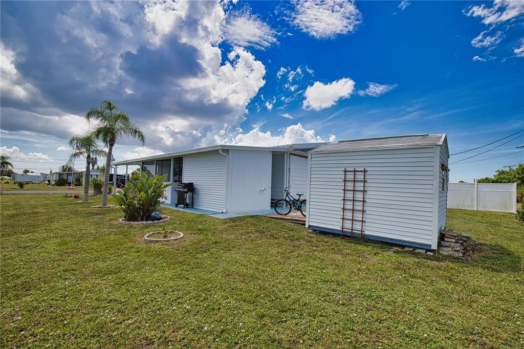 Activo con contrato: $155,000 (2 camas, 2 baños, 1196 Pies cuadrados)