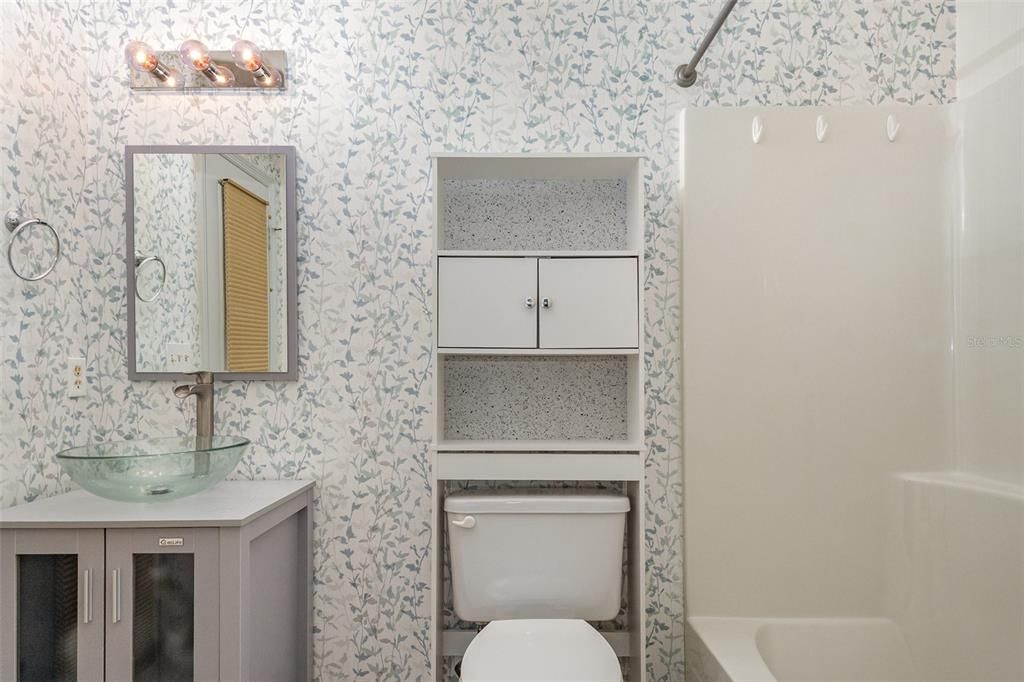 Active With Contract: $240,000 (3 beds, 3 baths, 1744 Square Feet)