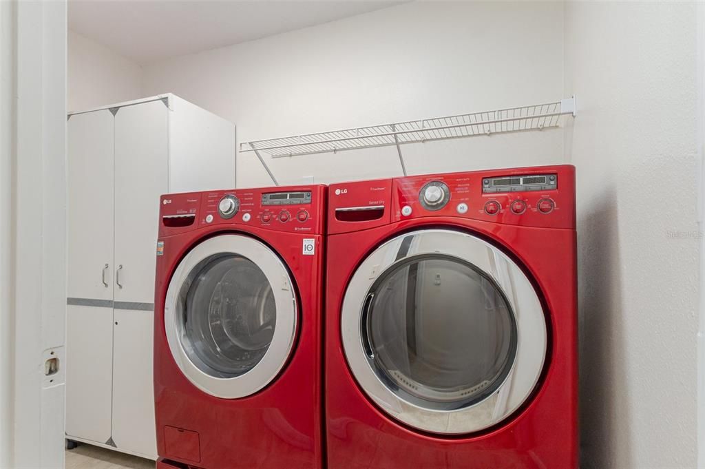 Active With Contract: $240,000 (3 beds, 3 baths, 1744 Square Feet)