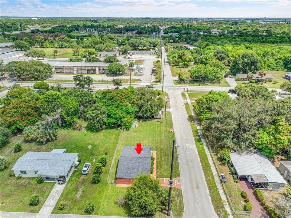 待售: $235,000 (3 贝兹, 1 浴室, 1090 平方英尺)