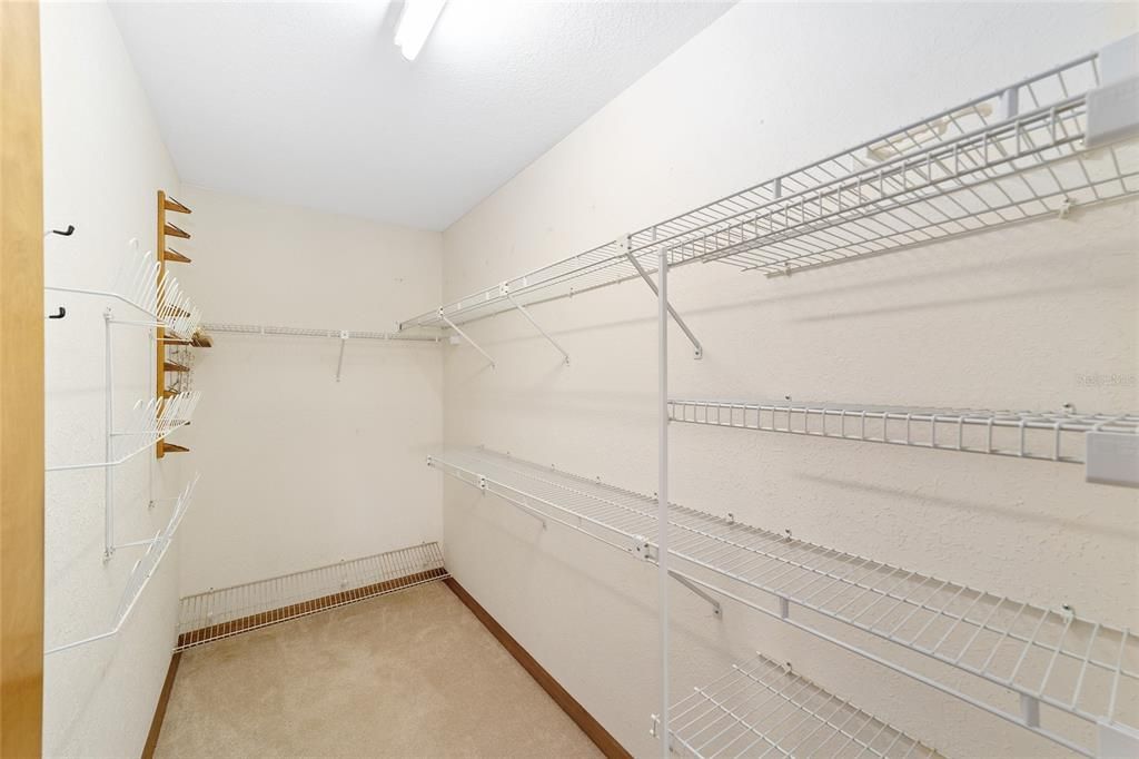 For Sale: $307,250 (3 beds, 2 baths, 2106 Square Feet)