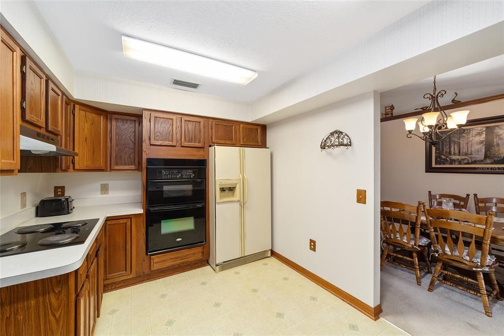 For Sale: $307,250 (3 beds, 2 baths, 2106 Square Feet)