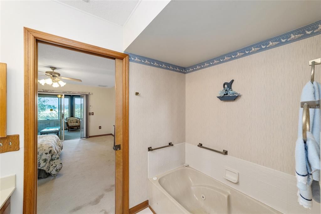 For Sale: $307,250 (3 beds, 2 baths, 2106 Square Feet)