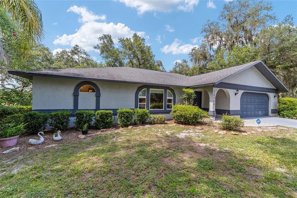 For Sale: $307,250 (3 beds, 2 baths, 2106 Square Feet)