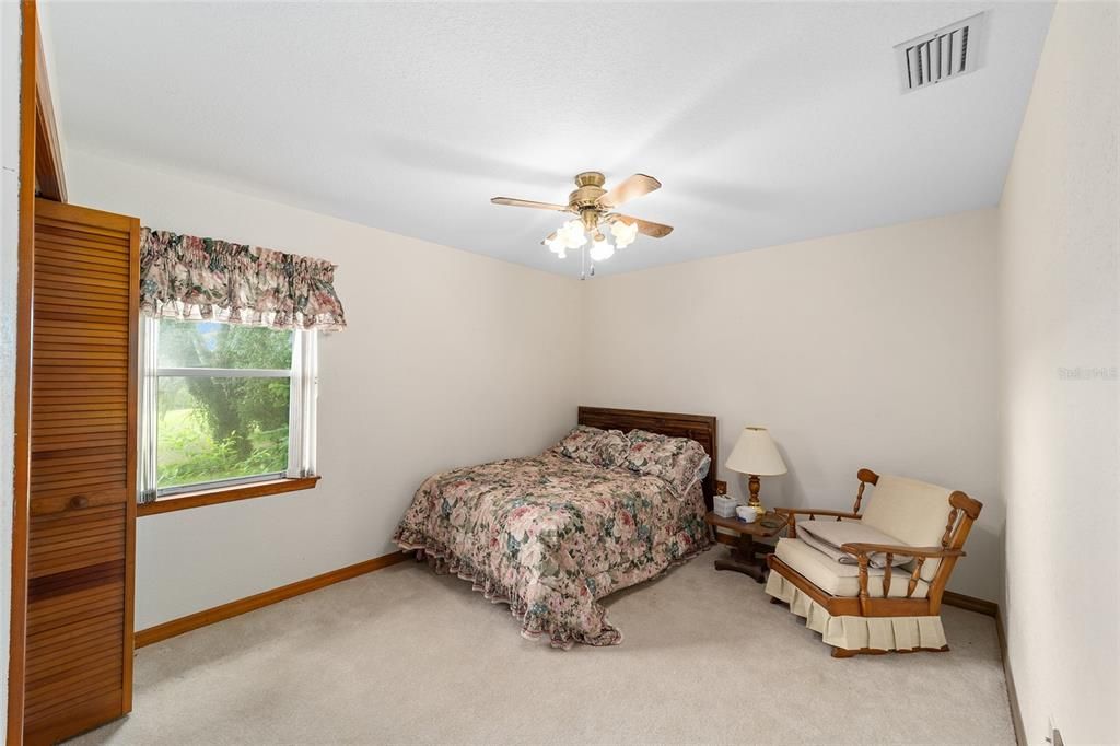 For Sale: $307,250 (3 beds, 2 baths, 2106 Square Feet)