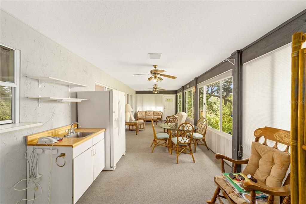 For Sale: $307,250 (3 beds, 2 baths, 2106 Square Feet)